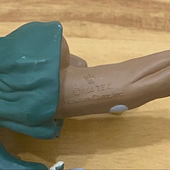 Vintage 1994 Hallmark Keepsake Wizard Of OZ Scarecrow Ornament - Picture 9 of 9